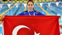 Merve Tuncel dünya gençler rekorunu kırdı