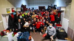 Aydeniz Et Balıkesirspor: 1- Yılport Samsunspor: 3