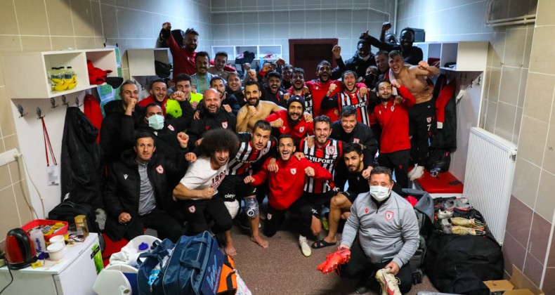 Aydeniz Et Balıkesirspor: 1- Yılport Samsunspor: 3