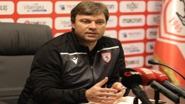 Ertuğrul Sağlam: Maçın olumsuzluğunu üzerimizden atacağız