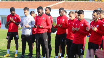 Samsunsporlu Futbolcular, Erkanat’a dualarla veda etti