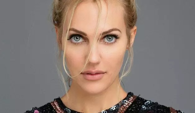 Meryem Uzerli, doğuma hazır