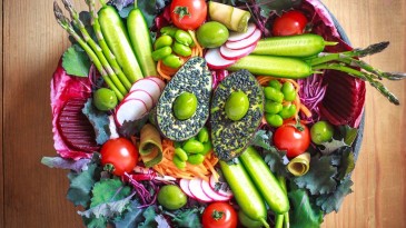 Vücutta iltihabı azaltan antiinflamatuar besinler