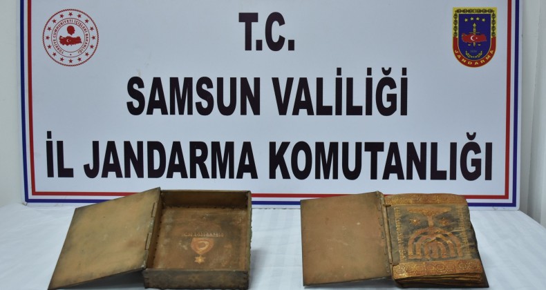 Samsun’da 2500 yıllık altın işlemeli Tevrat ele geçirildi