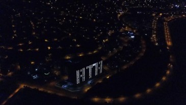 Karabük’te öğrenci yurtlarında oda ışıklarıyla “ATA” ve “1919” yazısı oluşturuldu