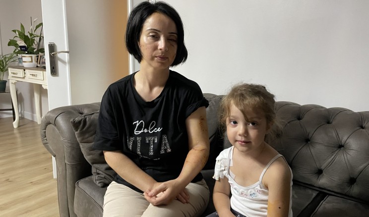 Samsun’da iki köpeğin saldırısına uğrayan anne ile kızı yaralandı