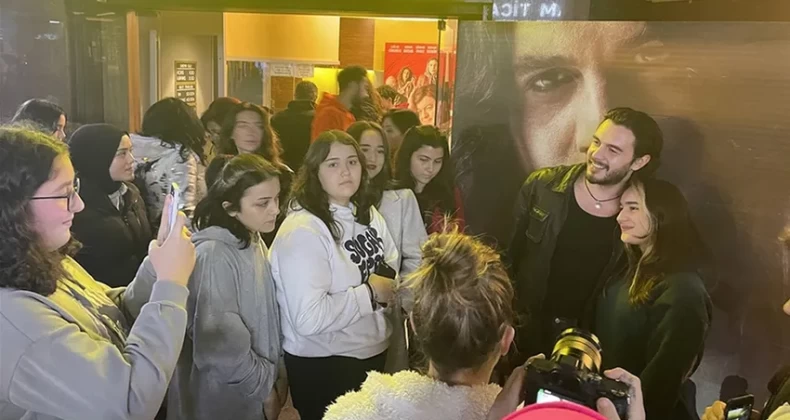 ‘Barış Akarsu Merhaba’ filmine sanatçının memleketi Bartın’da yoğun ilgi