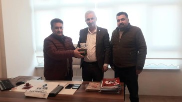 DEVA PARTİSİ Gazetecileri unutmadı