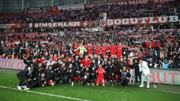 107 gündür yenilmeyen Samsunspor liderliğe yükseldi