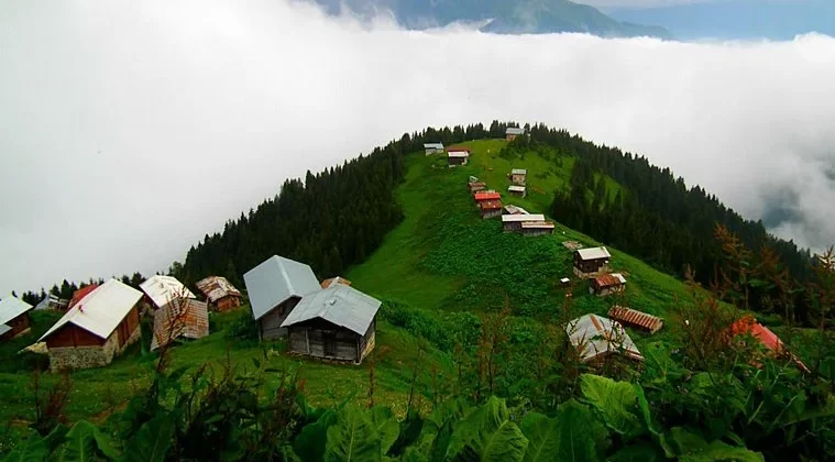Gökyüzüne uzanan dağlar: Karadeniz’in en güzel yaylaları