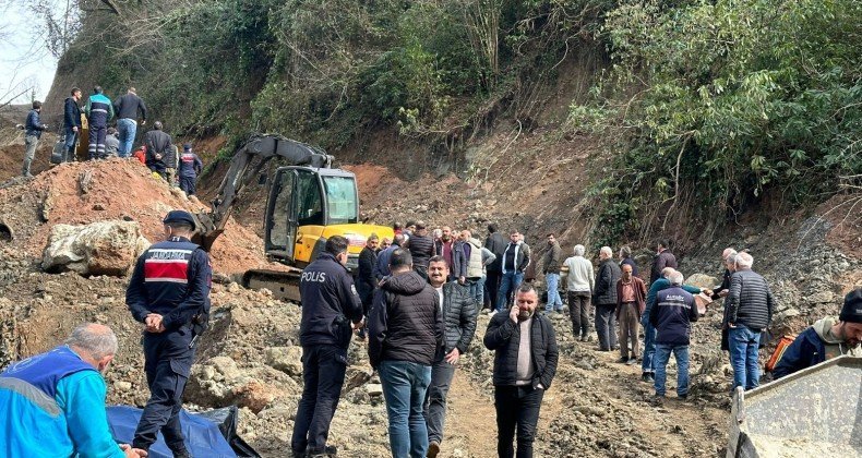 Trabzon’da göçük altında kalan 3 işçi öldü