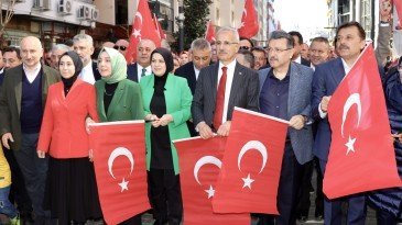 Ulaştırma ve Altyapı Bakanı Uraloğlu: Trabzon’da konuştu: “Hızlı tren Kırıkkale’den yola çıktı, Trabzon’a da gelecek “