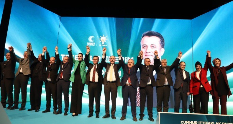 AK Parti Samsun Büyükşehir Belediye Başkan adayı Doğan, projelerini tanıttı
