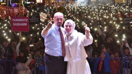 Yok Böyle Sevda! Tekkeköy Başkanına Sahip Çıkıyor