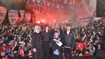 Başkan Toğar’ın SKM açılışı mitinge dönüştü