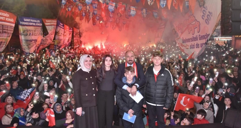 Başkan Toğar’ın SKM açılışı mitinge dönüştü