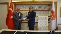 Ordu Milletvekili Kaynak’tan, Başkan İkiz’e Hayırlı Olsun Ziyareti