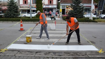 Havza’da Okul Önleri ve ilçe merkezindeki Yaya Geçitleri Boyandı