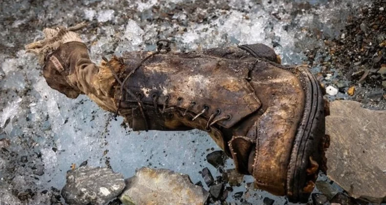 Everest’e tırmanan dağcının ayağı 100 yıl sonra bulundu