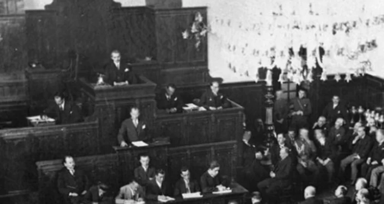 Tarih 29 Ekim 1923, Meclis tutanakları
