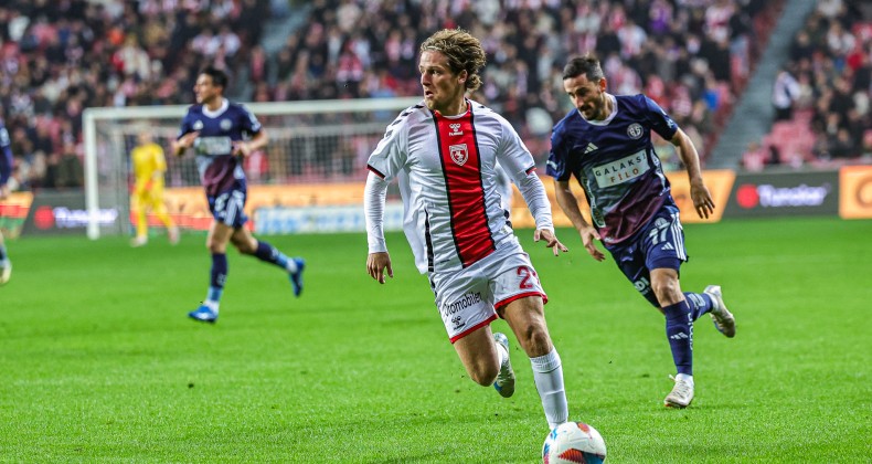 Samsunspor, evinde Antalyaspor’u 2-0 yendi