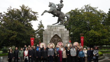 Türk Diş Hekimliğinin Bilimselliğe Yönelişinin 116. Yılı: Diş Hekimleri Günü ve Toplum Sağlığı Haftası Kutlandı