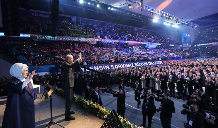 AK Parti’de yeni MKYK belli oldu: İşte o isimler..