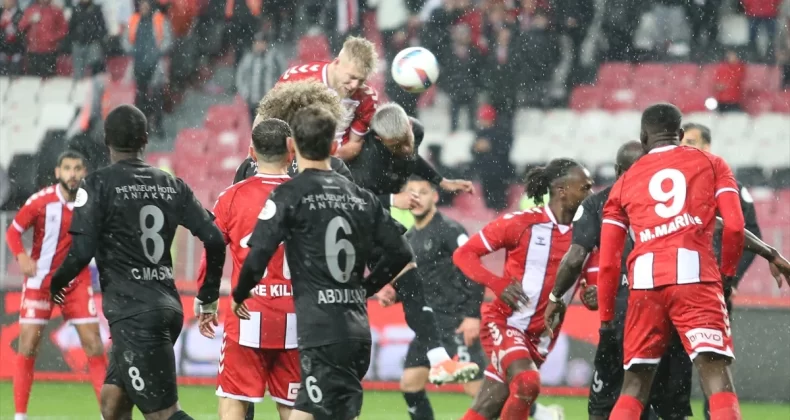 Samsunspor sahasında Hatayspor’u yendi