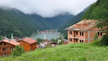 Trabzon Uzungöl’de 70 turizm tesisi mühürlendi!