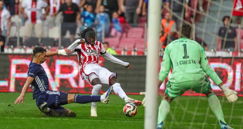 Samsunspor Evinde Yıkıldı: Antalyaspor’a 2-1 Mağlup Oldu