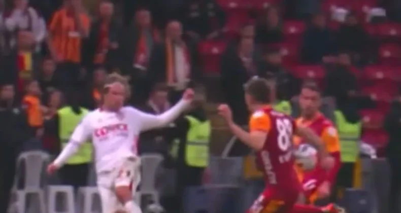 Galatasaray – Samsunspor maçında tartışılan pozisyon için yorumlar