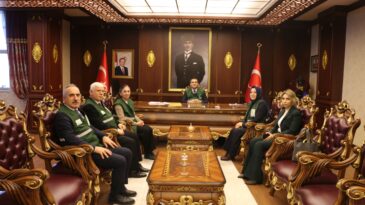 Yeşilay Trabzon Şubesi Başkanı Güner, Of Kaymakamı Eşref Akça’yı ziyaret etti