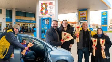 Orhan Acar Petrol’den 8 Mart’ta Kadınlara Çiçekli Kutlama