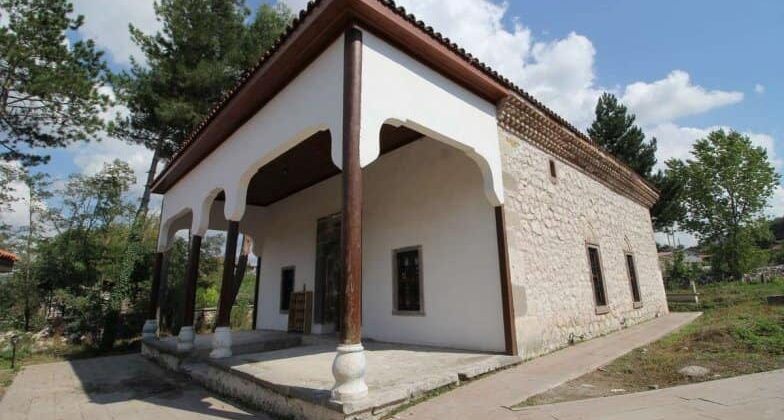 İMECEYLE YÜKSELEN TARİH: 1910’DAN BUGÜNE SİVRİKESE CAMİİ