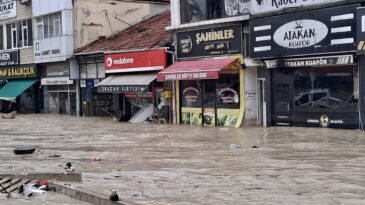 Havza’da sağanak etkili oldu
