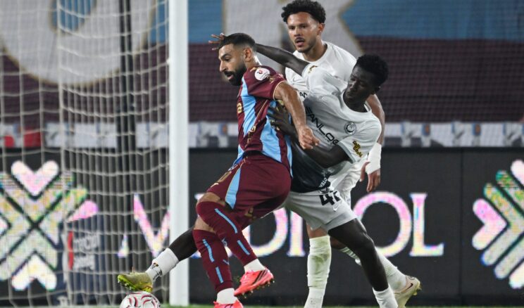 TRABZONSPOR, HÜSEYİN ÇİMŞİR YÖNETİMİNDE FARKLI KAZANDI