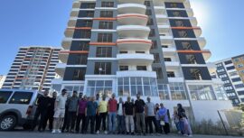 Samsun’da topraktan satın aldıkları dairelerin tamamlanmasını isteyen aileler suç duyurusunda bulunacak
