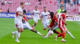 SAMSUN’DA FUTBOL REZALETİ: 1-5